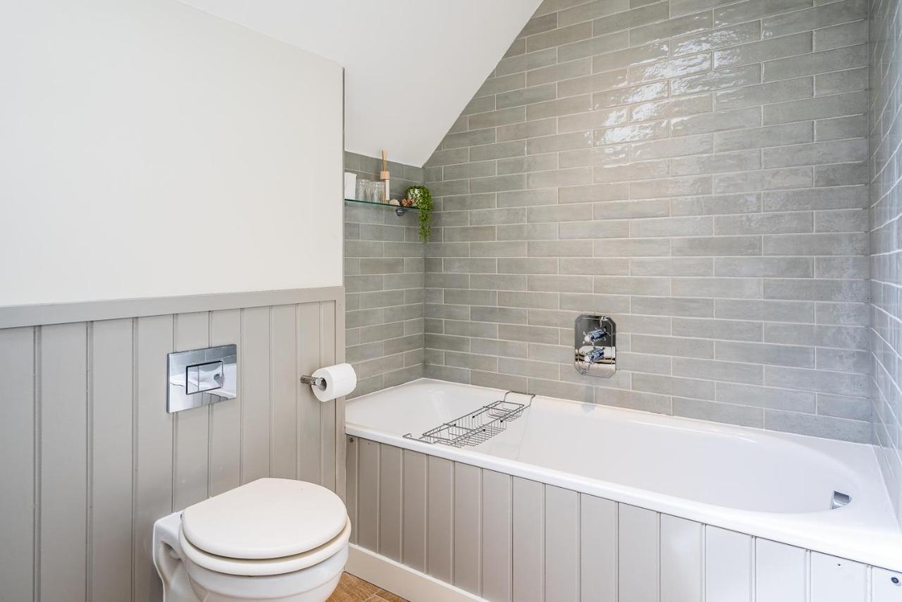Villa Corner House Bath Exterior foto